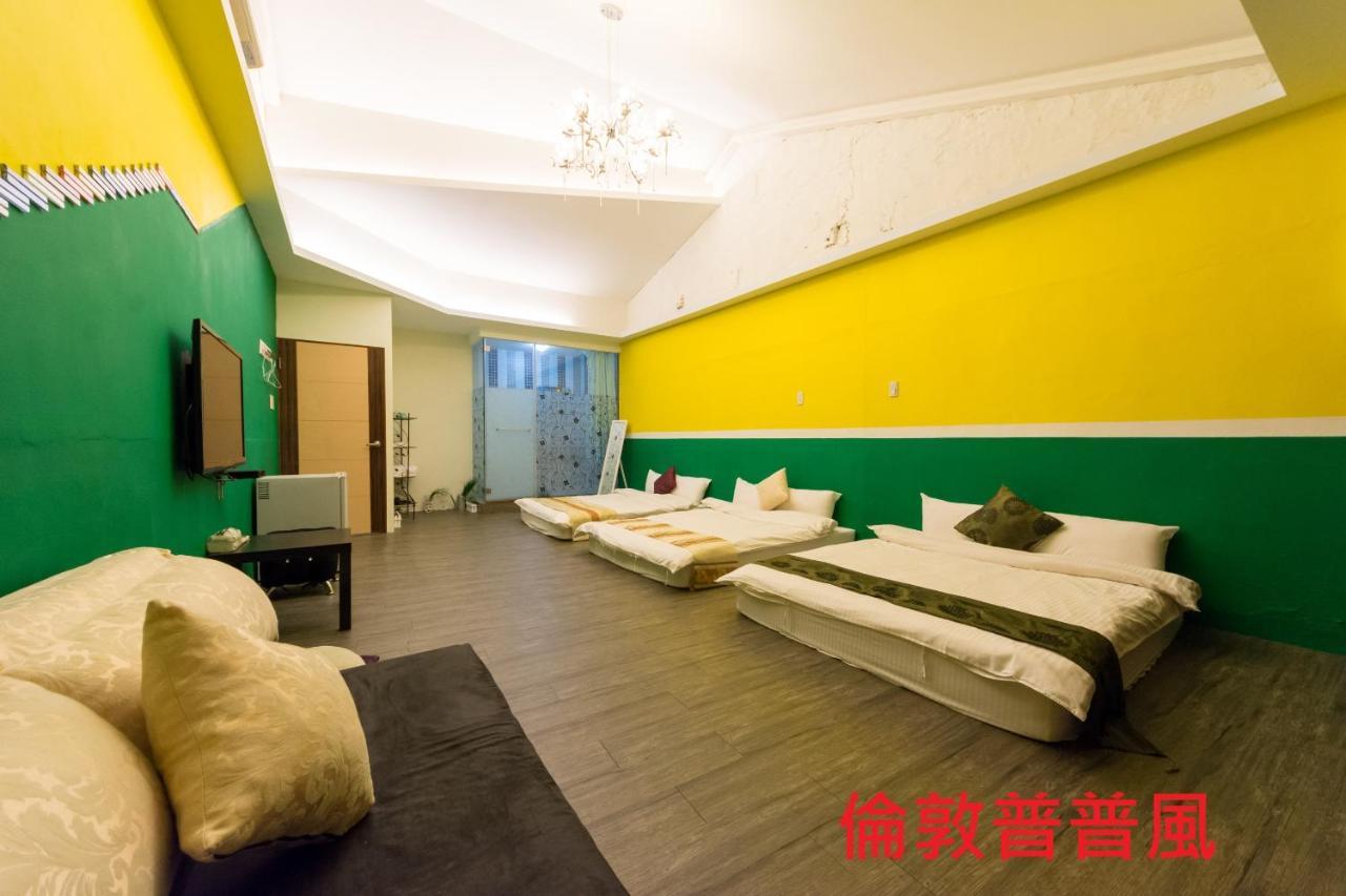 羅東夜宿 Luodong Luaran gambar