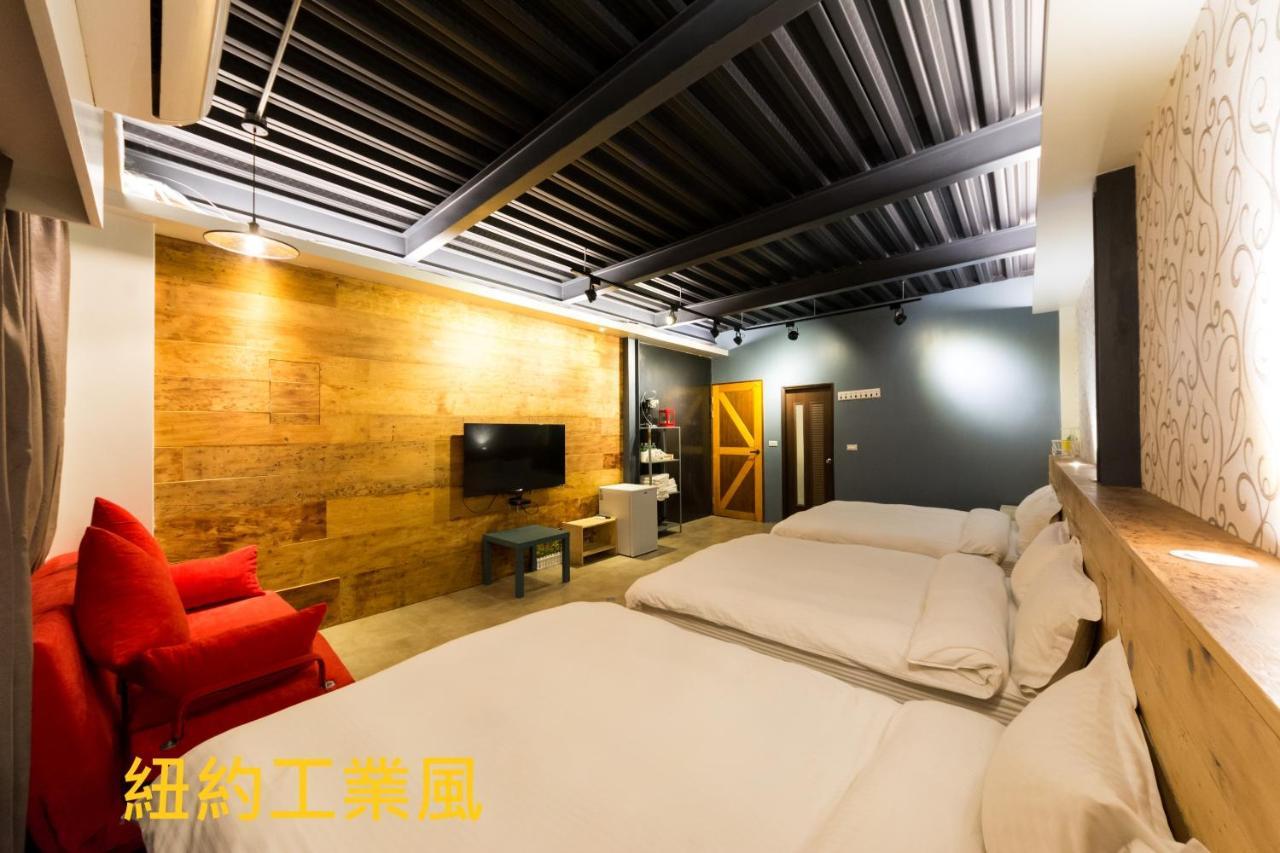 羅東夜宿 Luodong Luaran gambar