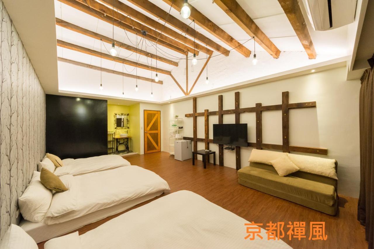 羅東夜宿 Luodong Luaran gambar